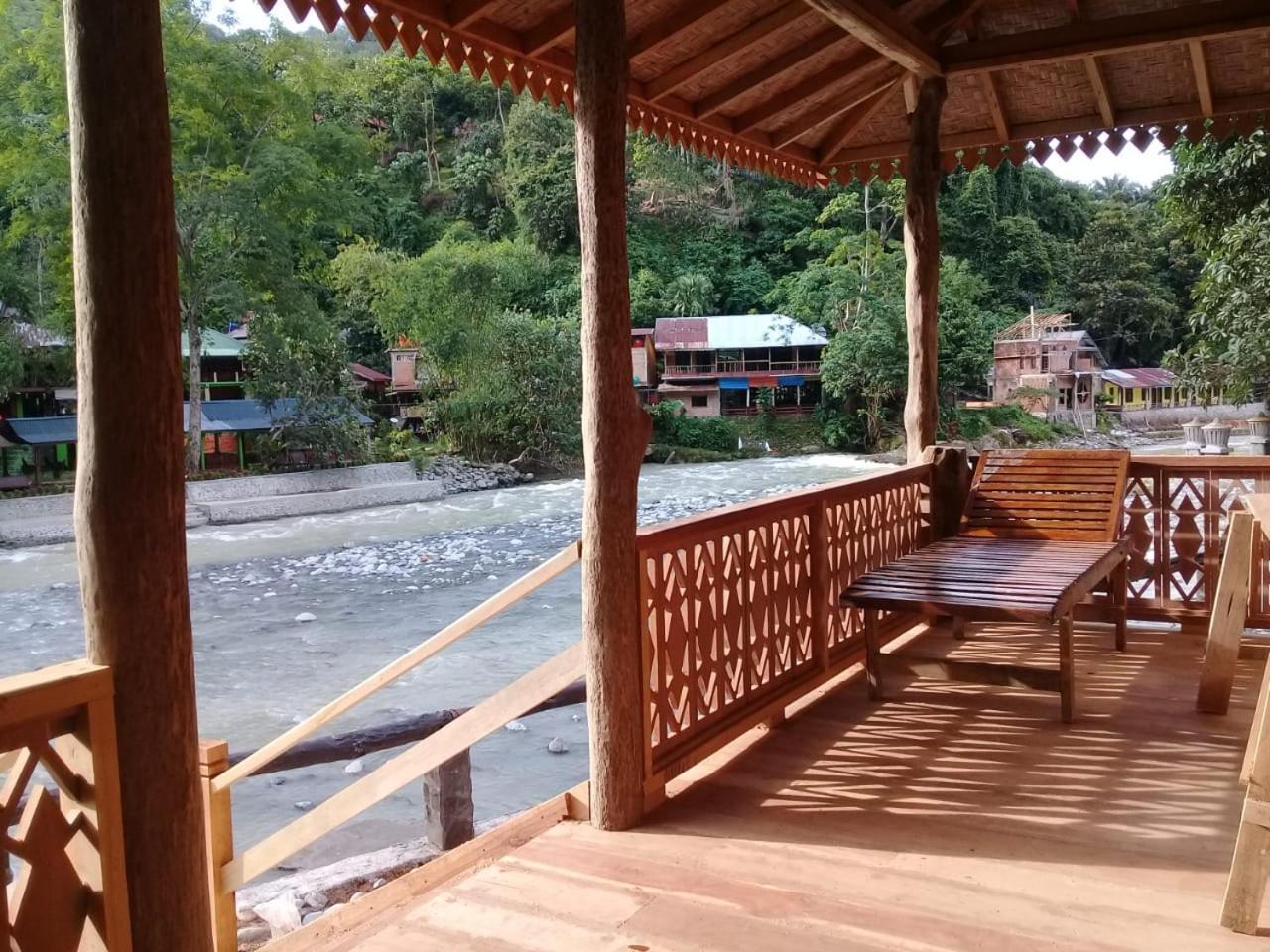 Rambai Tree Jungle Lodges Bukit Lawang Eksteriør bilde